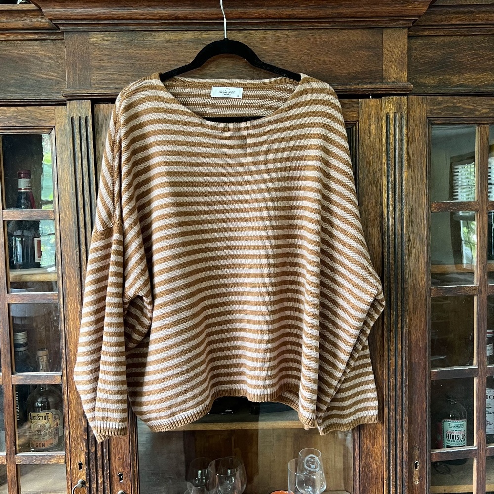 CJLA Lightweight Pullover Sweater